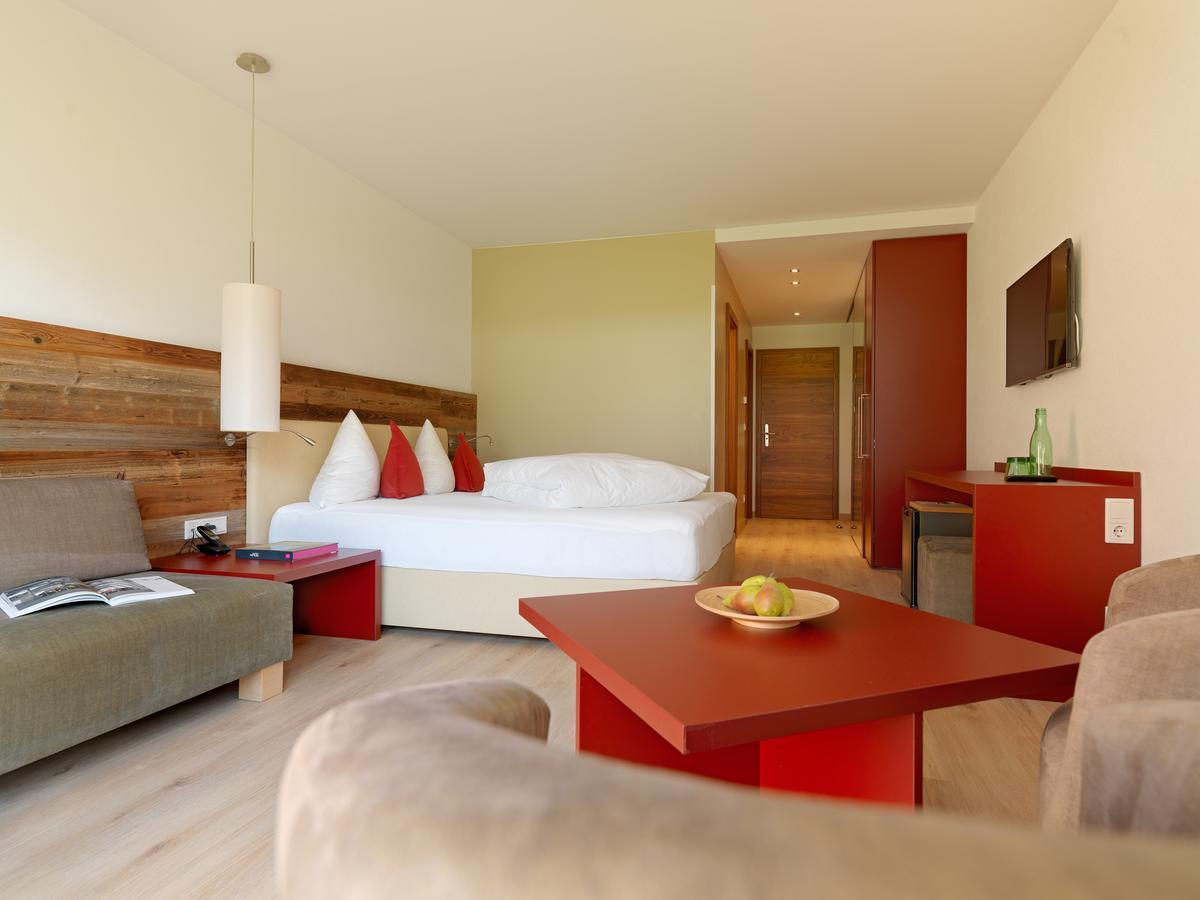 Alpina Zillertal . Family Lifestyle Kinderhotel Fuegen Exterior photo